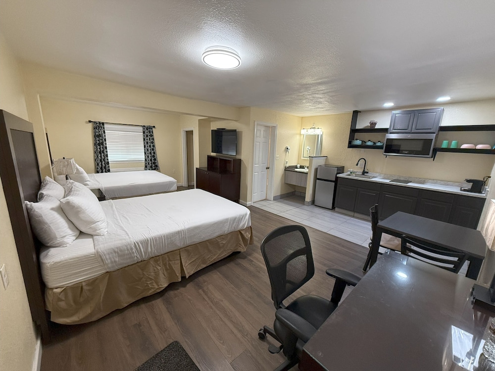 Relax Inn of Medford 14/38