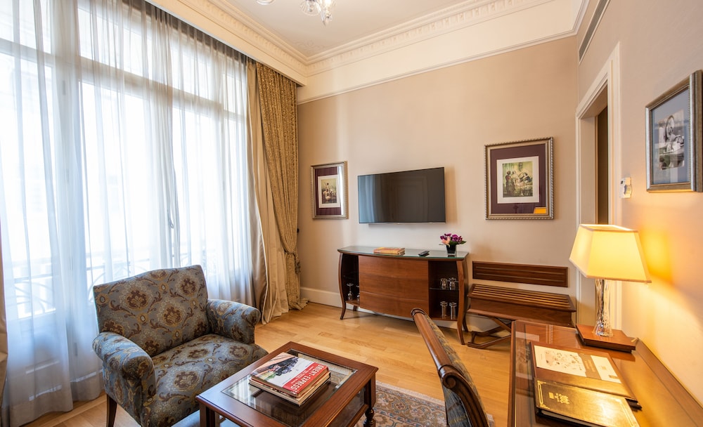 Pera Palace Hotel 24/38