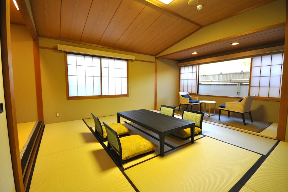Gion Ryokan Karaku 27/49