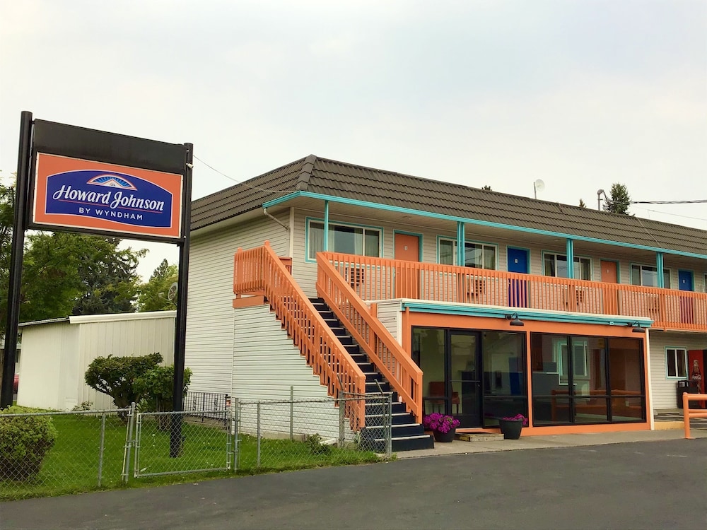 Howard Johnson by Wyndham Spokane 1/25