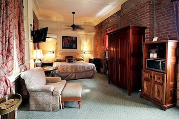The Olivier House Hotel 32/68