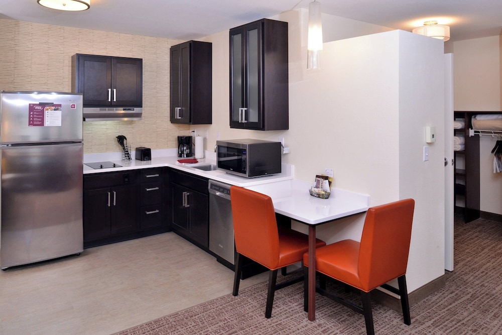 RESIDENCE INN EAST LANSING 30/36