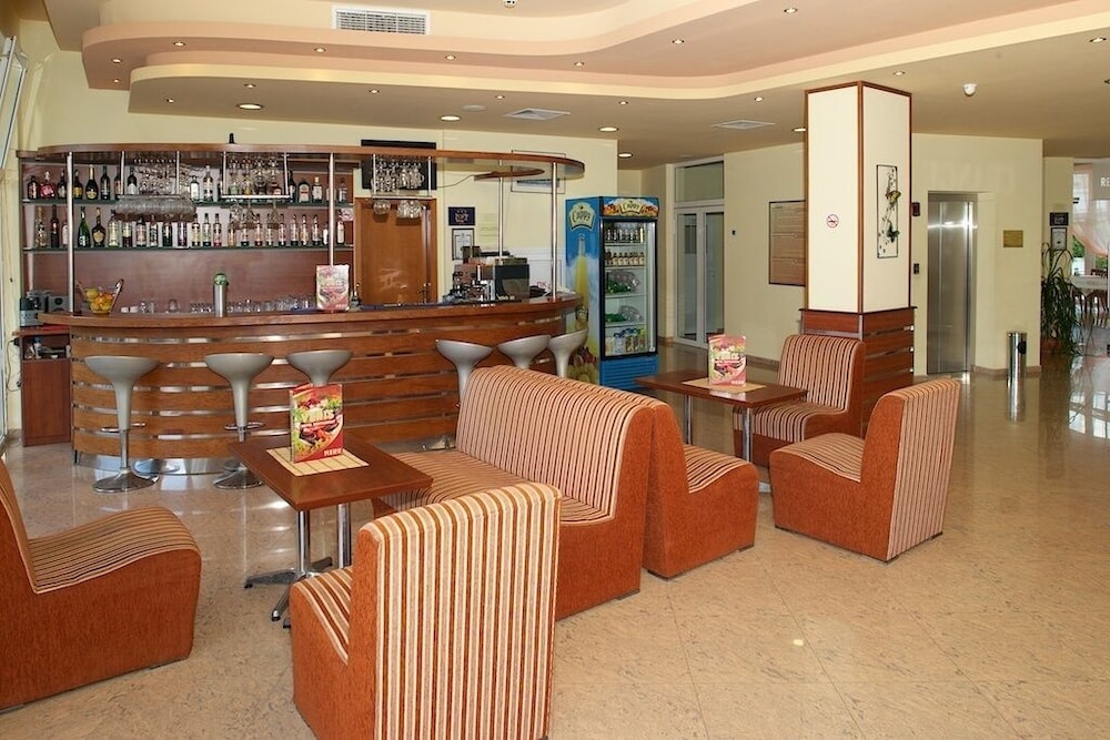 Hotel Veris 14/18