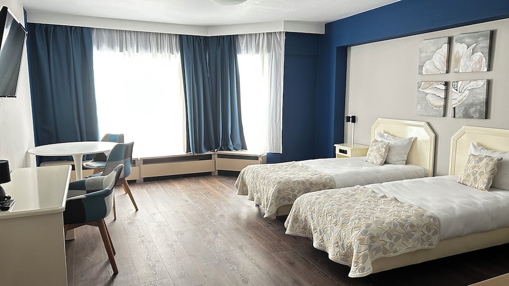 COMFORT, TWIN BEDS, ACCESSIBLE