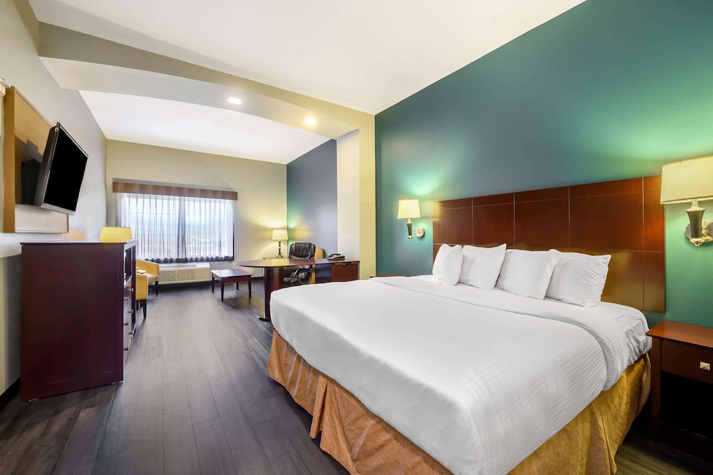 La Quinta Inn And Suites By Wyndham Longview North 17/46