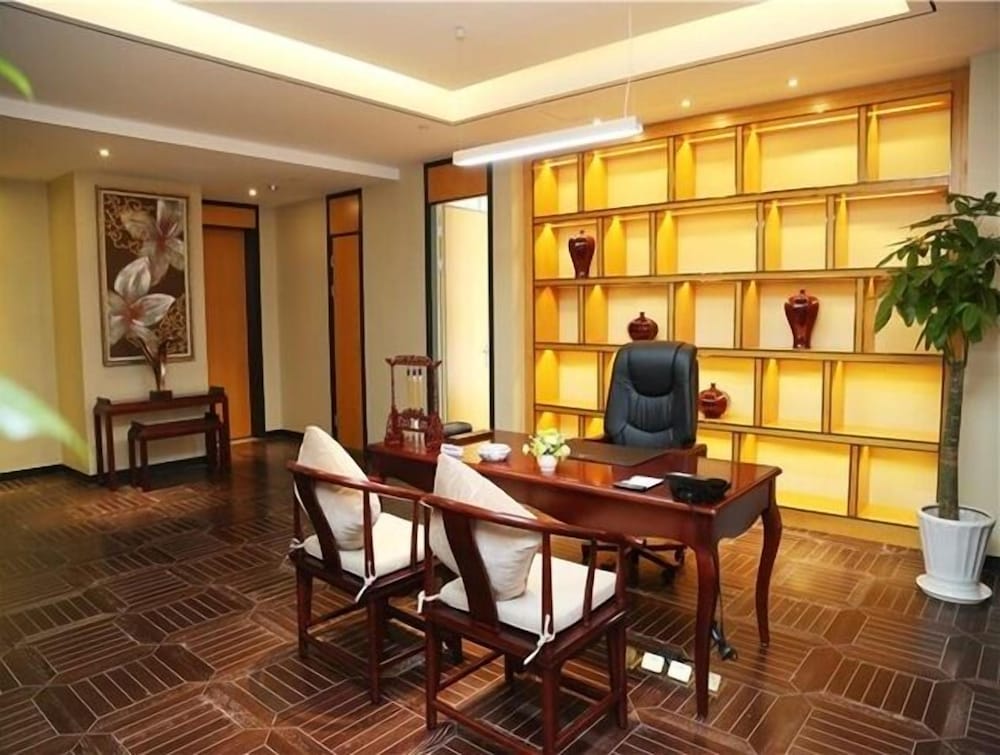 Jiuhua Jin Jiang International Hotel 30/33