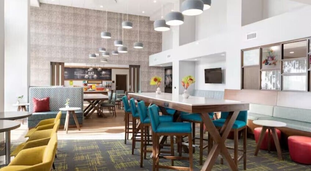 Hampton Inn by Hilton Philadelphia International Airport 44/50
