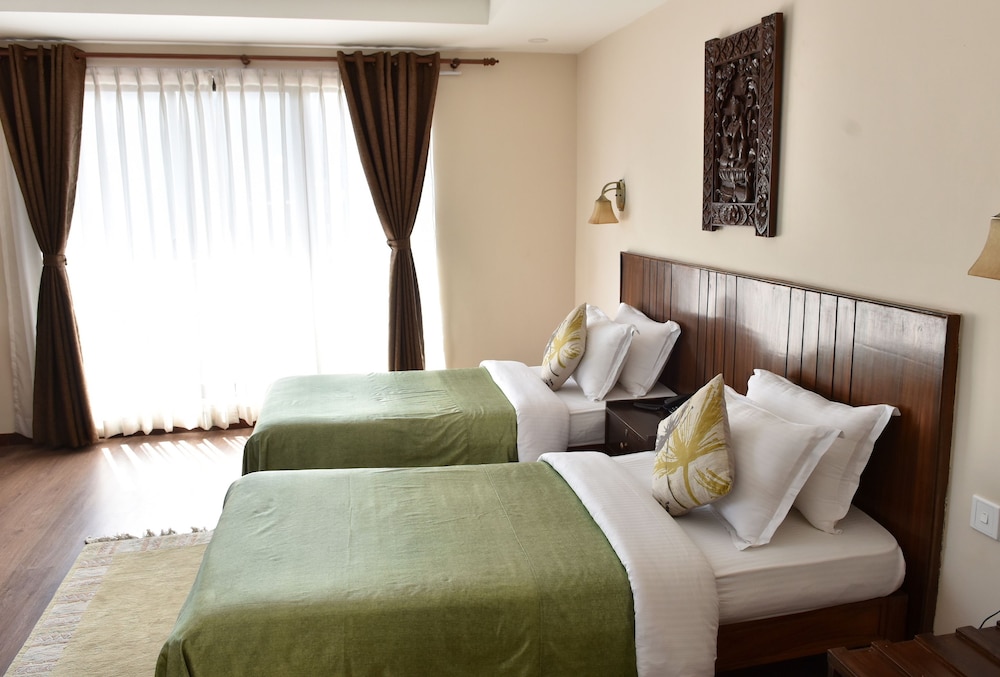Hotel Excelsior(P)Ltd 9/33