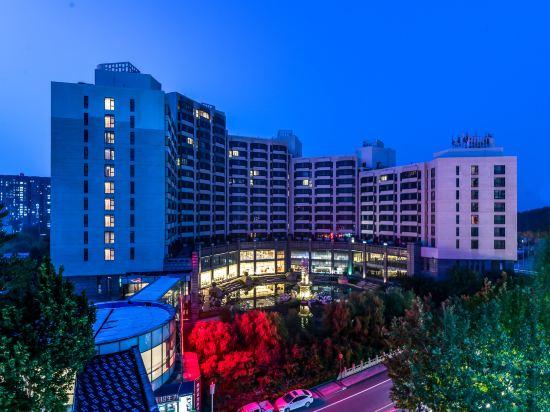 Lakeside Hotel Beijing 1/26