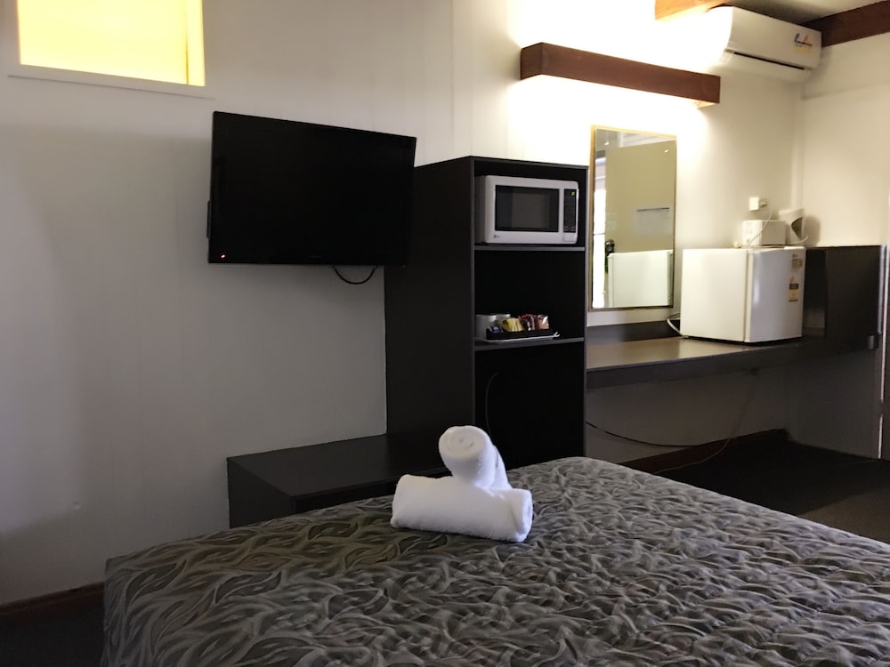 Apollo Motel Biloela 51/68
