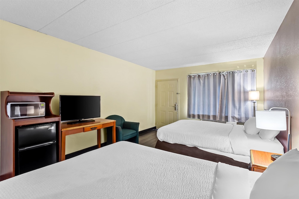 Americas Best Value Inn Grayson 8/23
