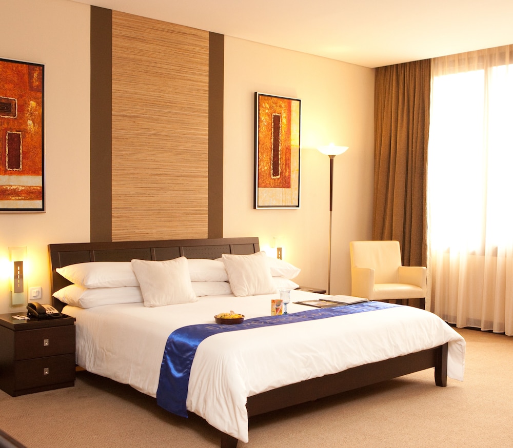 Protea Hotel By Marriott Kampala 4/38