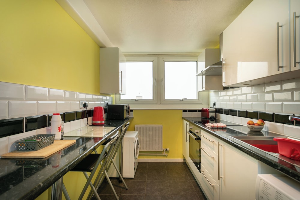 Victoria Centre Apartments &amp; Annexe 36/50