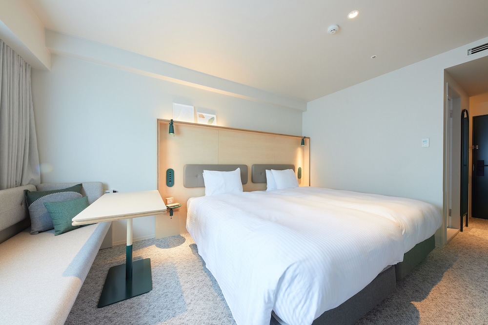 TYPE A, SUPERIOR, TWIN BEDS