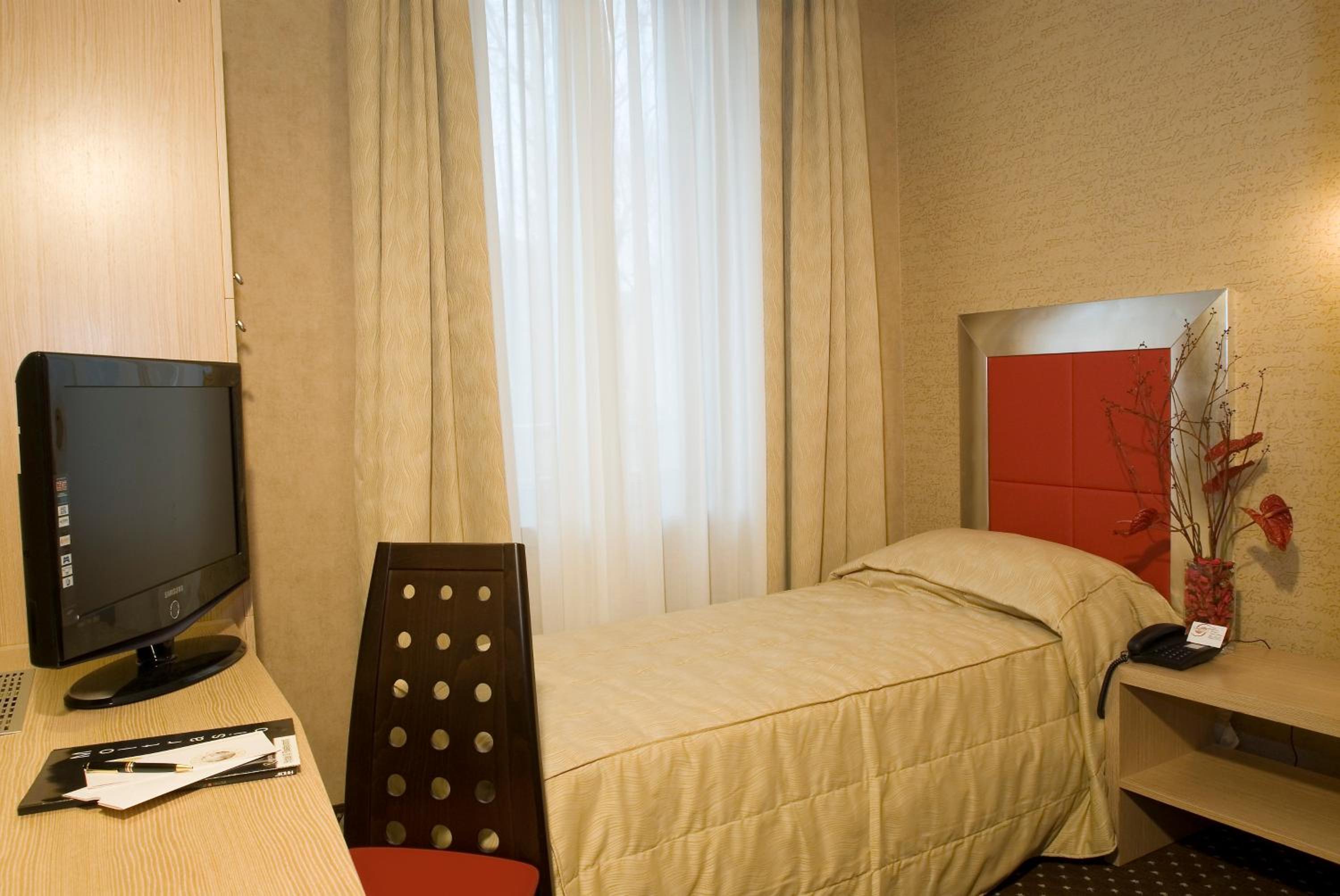 Hotel Susa 38/50