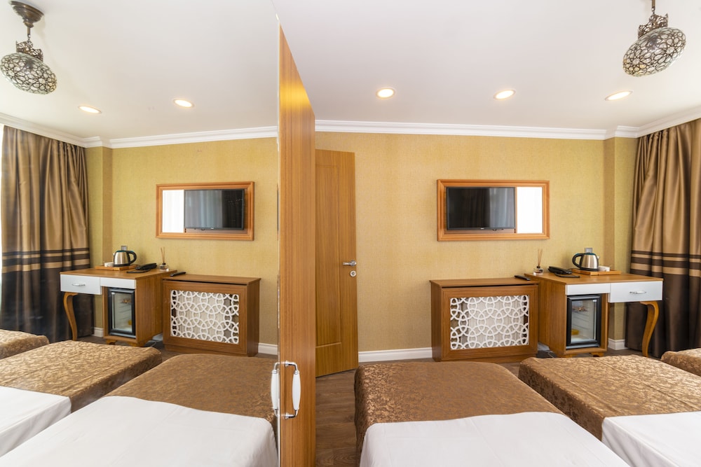 Golden Sand Hotel 23/35