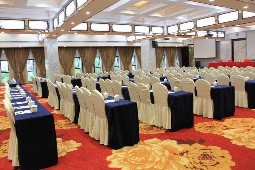 Zijingang International Hotel 50/56