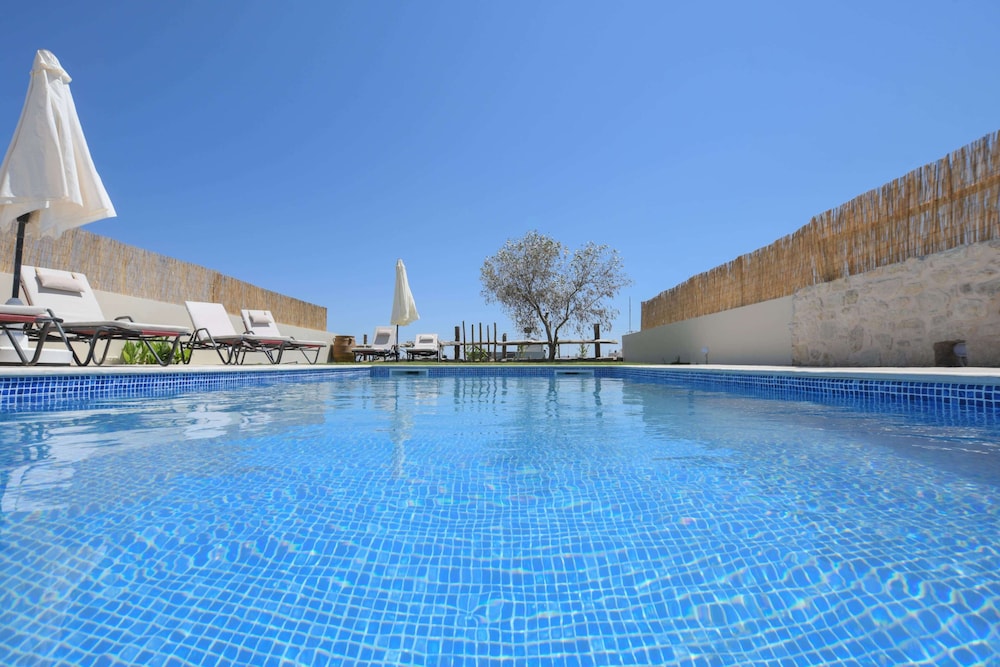 Arismari Villa - Private Pool 15/17