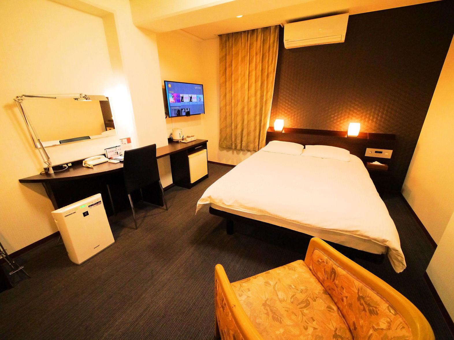 Toei Hotel 8/21