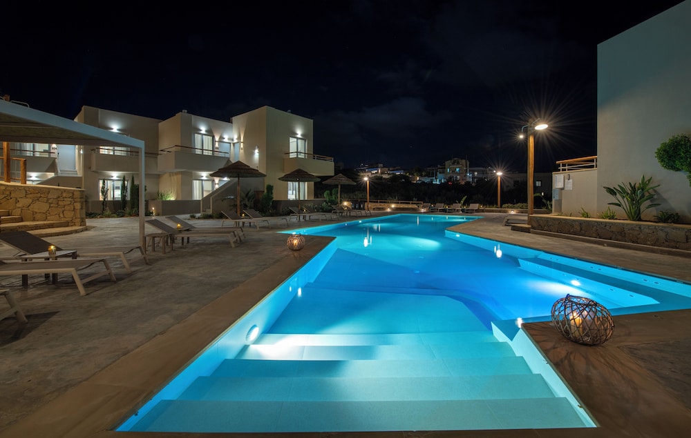 Villaggio Mare Suites 37/60