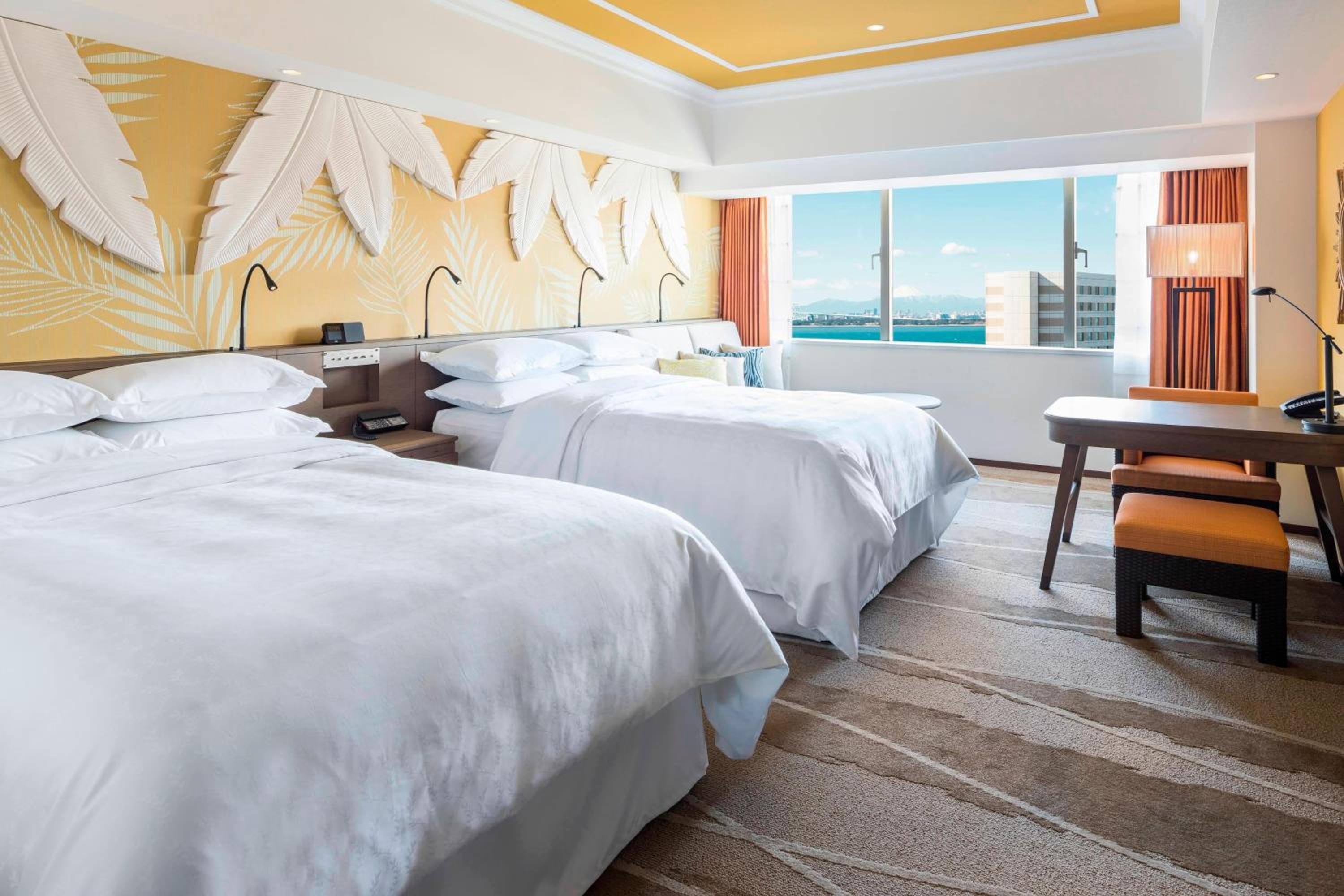 Room, Twin Beds, Park Wing، Sheraton Grande Tokyo Bay Hotel 2/4