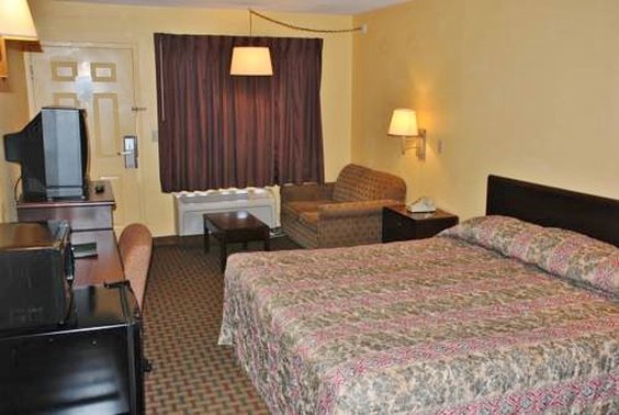 Americas Best Inns Beaufort 9/16