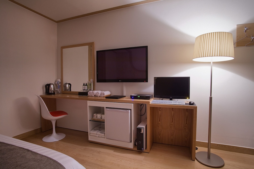 Lex Hotel 27/50