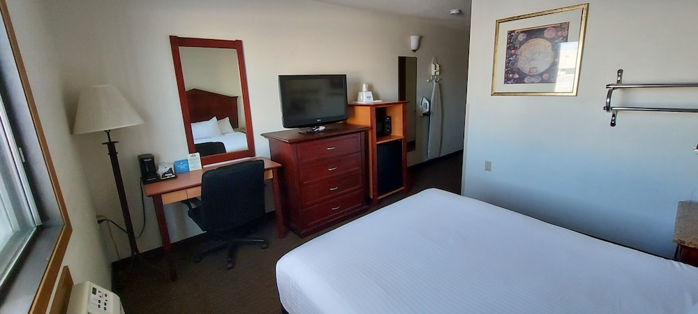 Days Inn by Wyndham Willmar 13/33