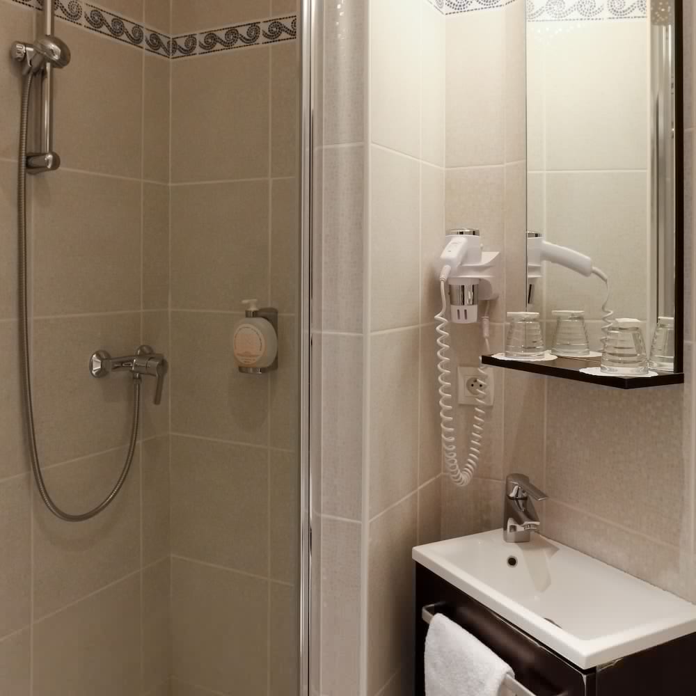 Hotel Du Dauphin 15/55