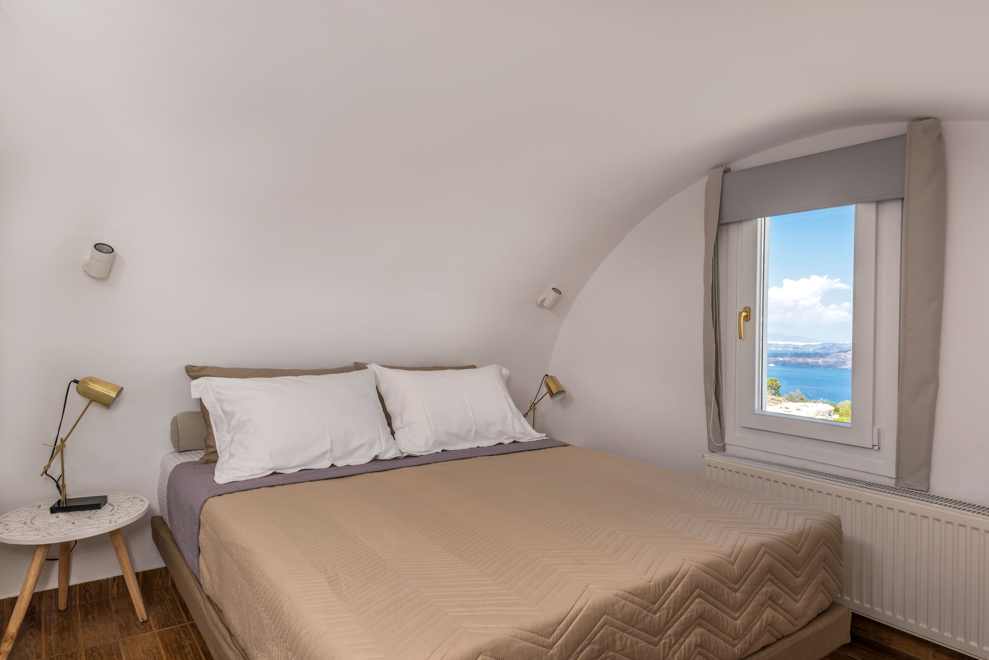 Gold, Suite, 2 Double Beds, Panoramic Caldera View, Outdoor Jetted Tub