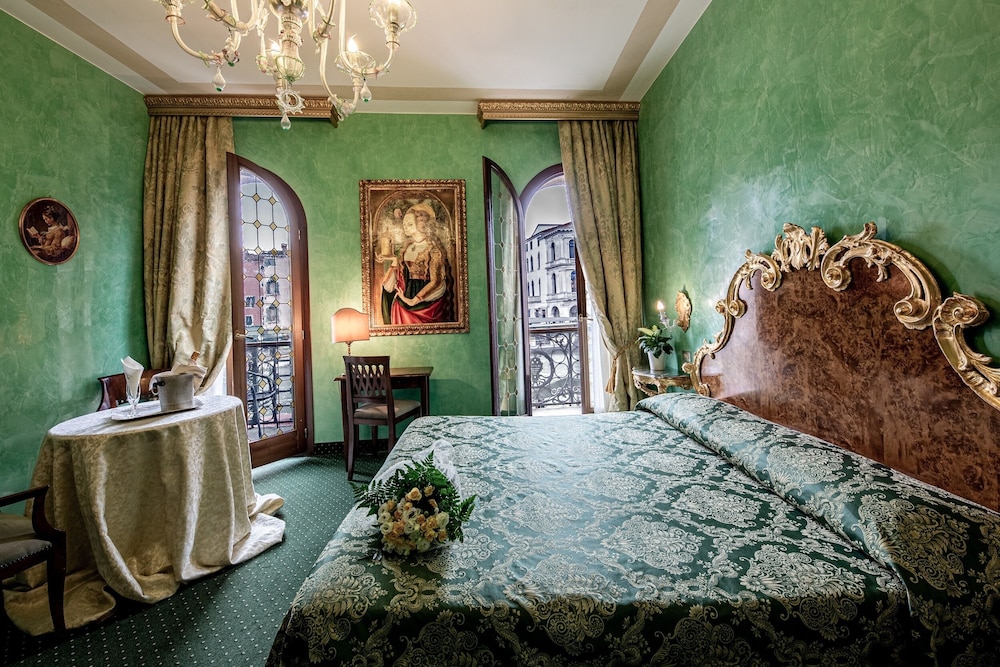 Hotel Marconi Venice 40/62