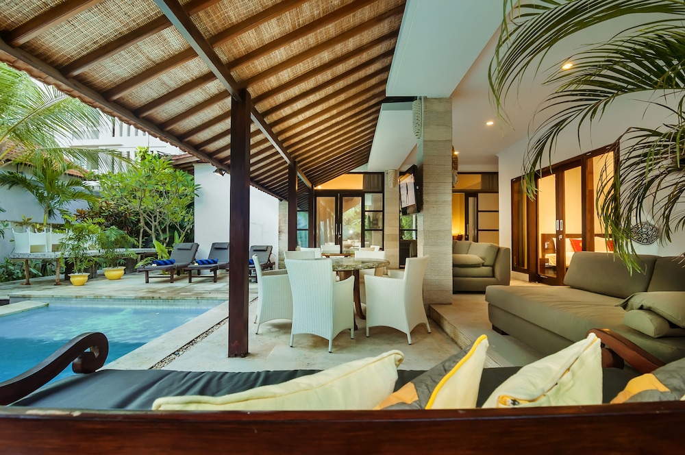 The Mawar Estate 32/40