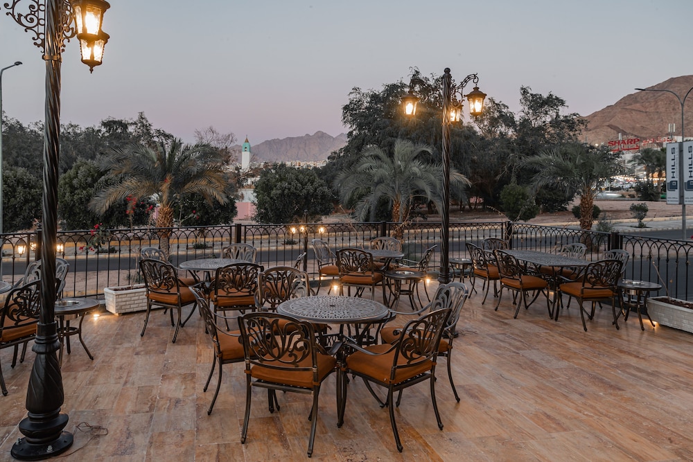 Bratus Hotel Aqaba 52/65