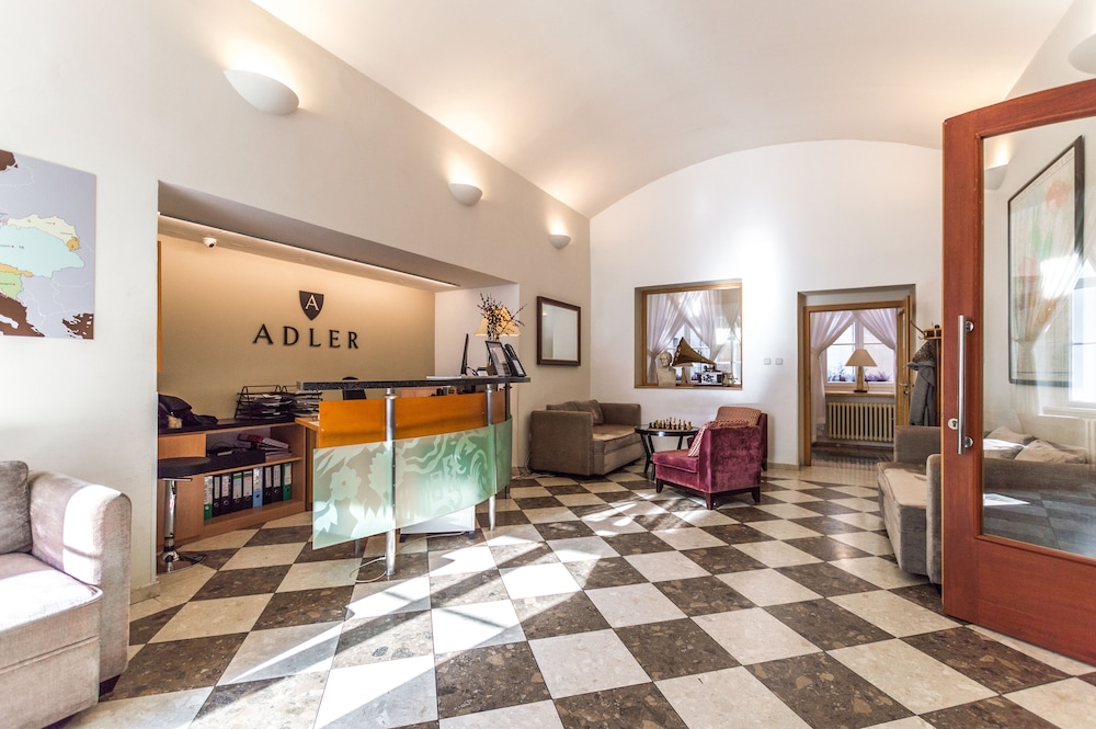 Hotel Adler 8/50
