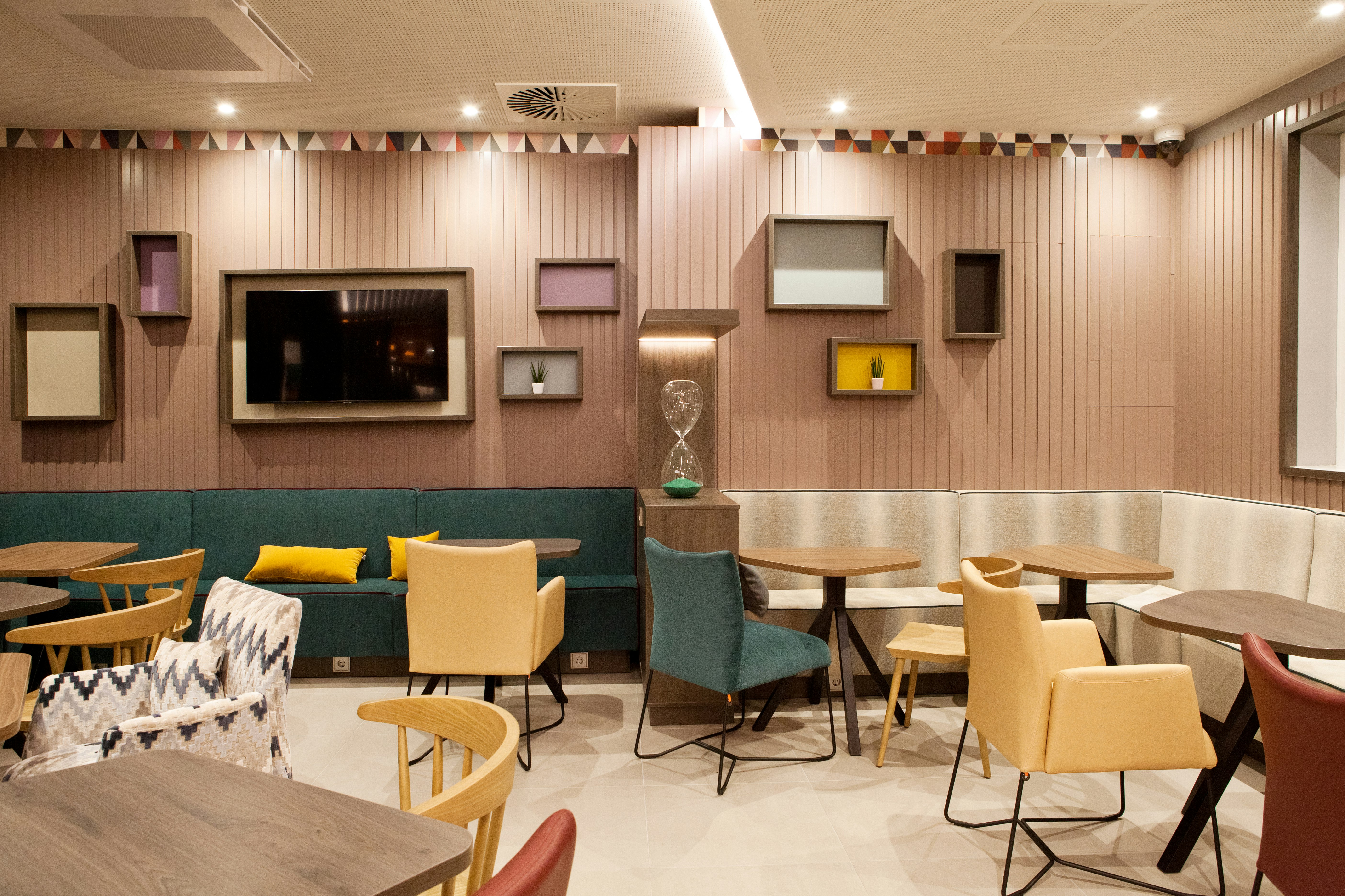 Hampton by Hilton Regensburg 49/51