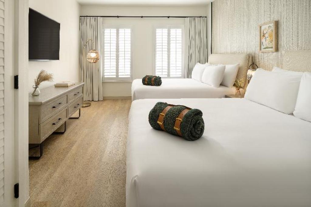 1 Bedroom, Garden, Suite, 2 Queen Beds, Sofa