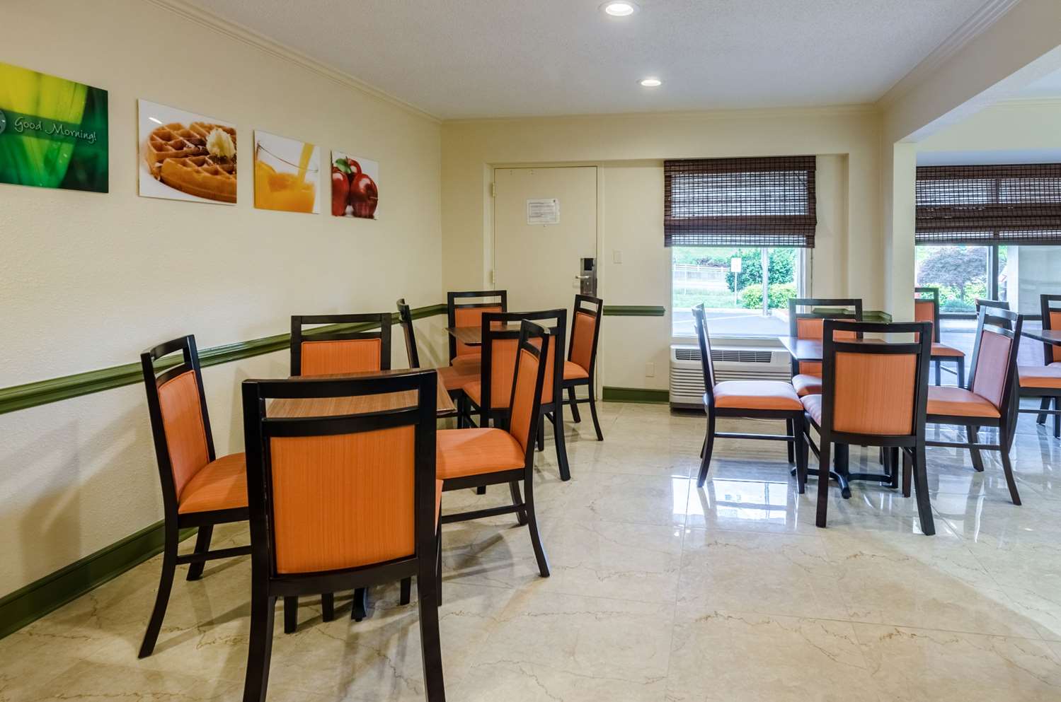Quality Inn Tanglewood 38/50