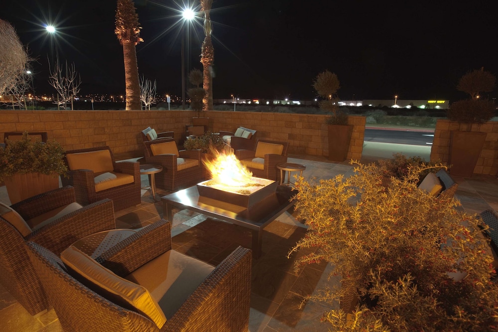 Embassy Suites Palmdale 53/63