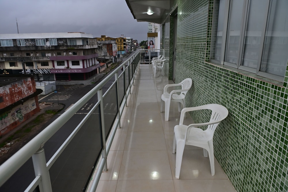 Frota Palace Hotel 46/50