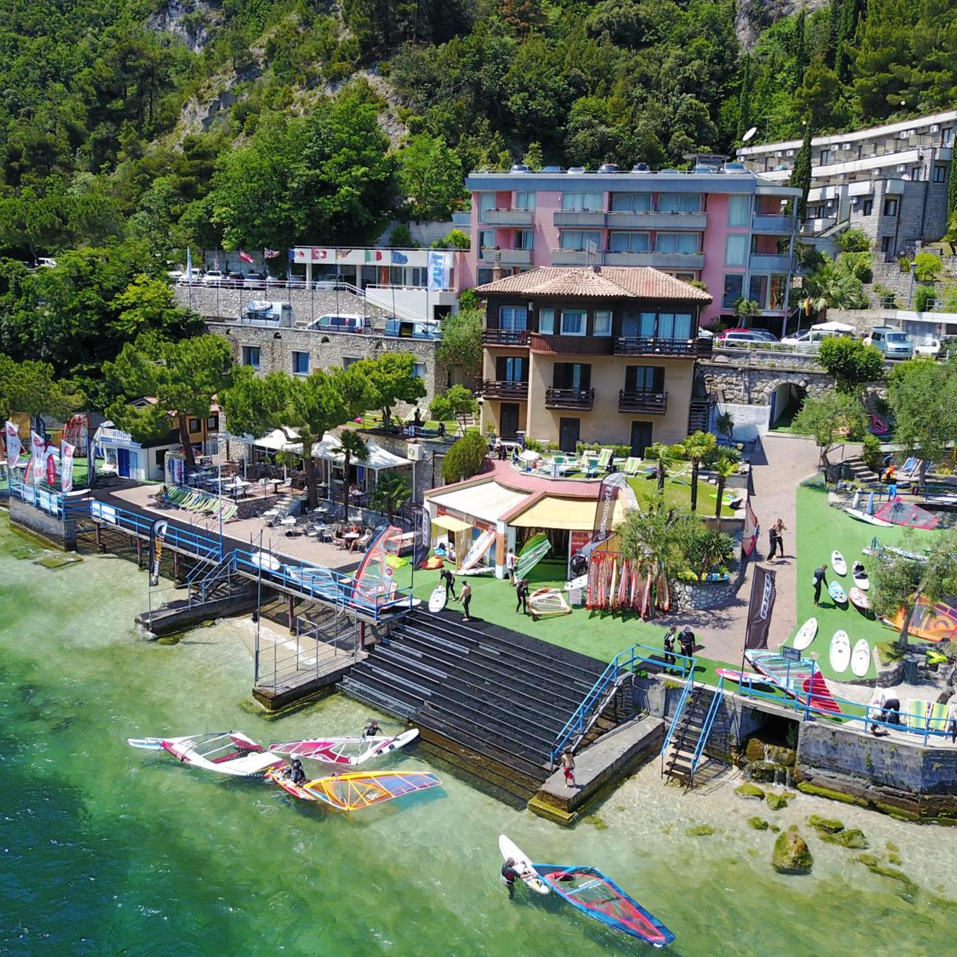 Surf Hotel Pier 20/41