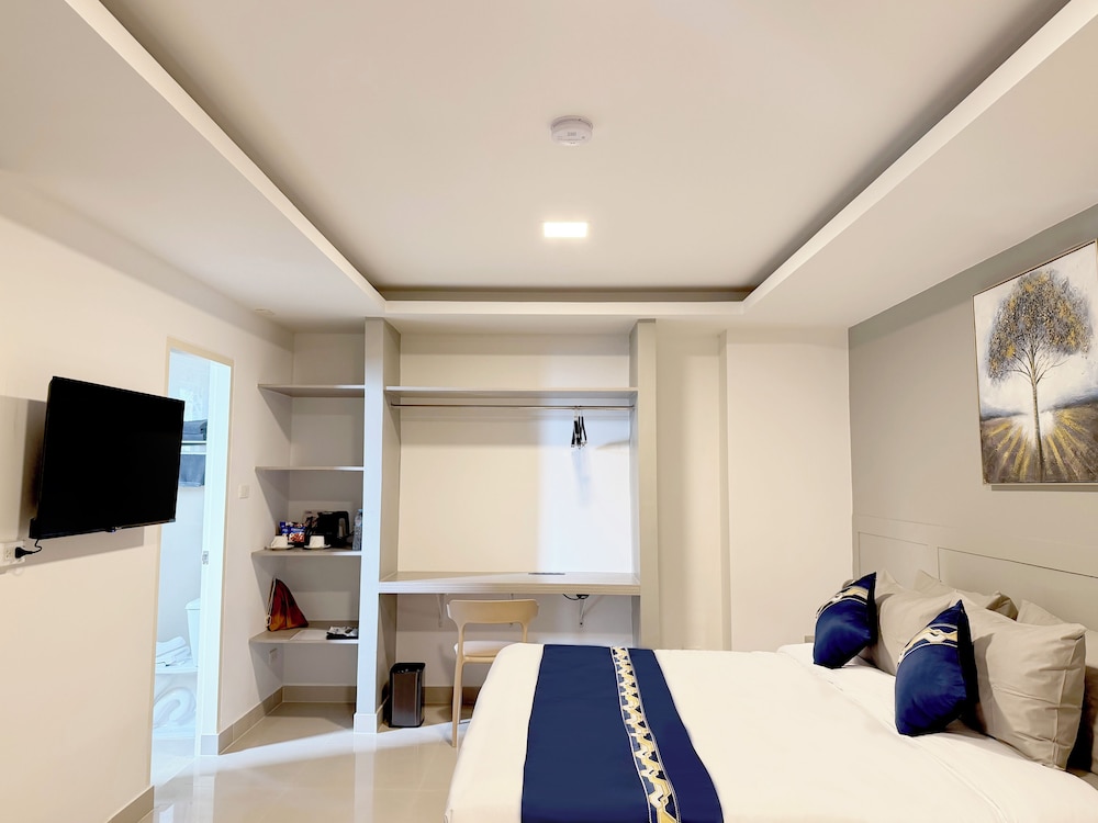 1 BEDROOM, COMFORT, DOUBLE BED, CITY VIEW