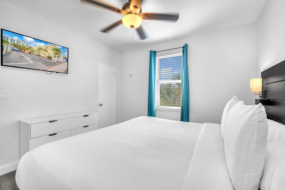 COZY, BEACH, APARTMENT, CORNER