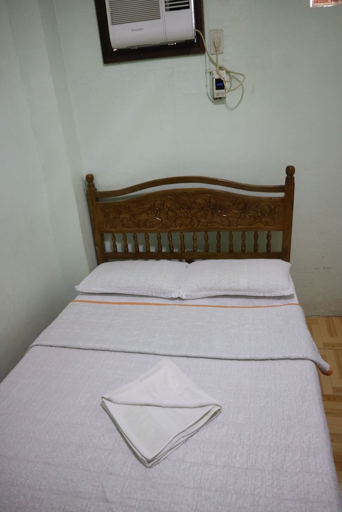 Miles Pension House 16/27