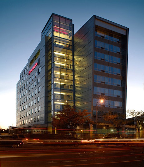 Hampton Inn and Suites Boston-Crosstown Center