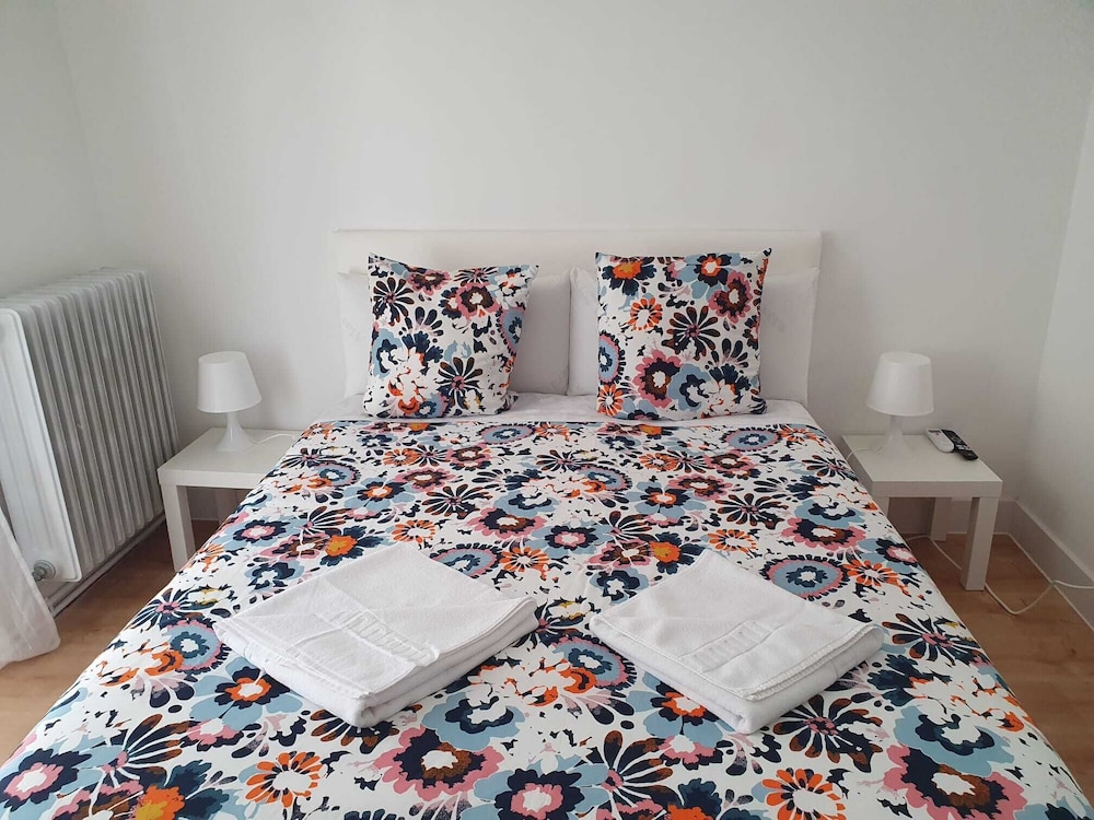Hostal Victoriano 80/90