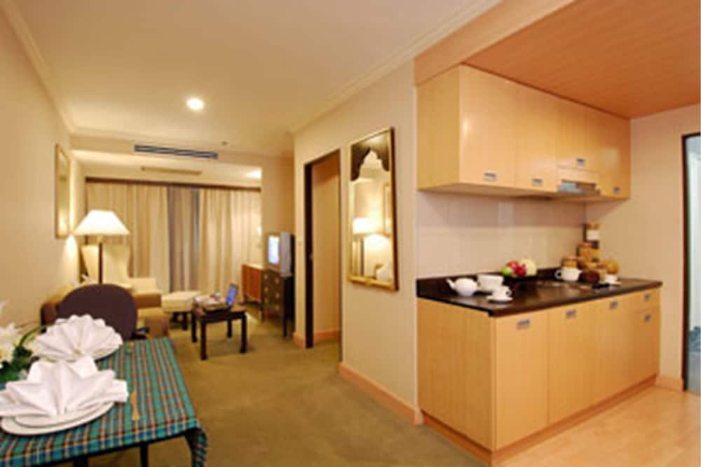 Princeton Bangkok 22/47