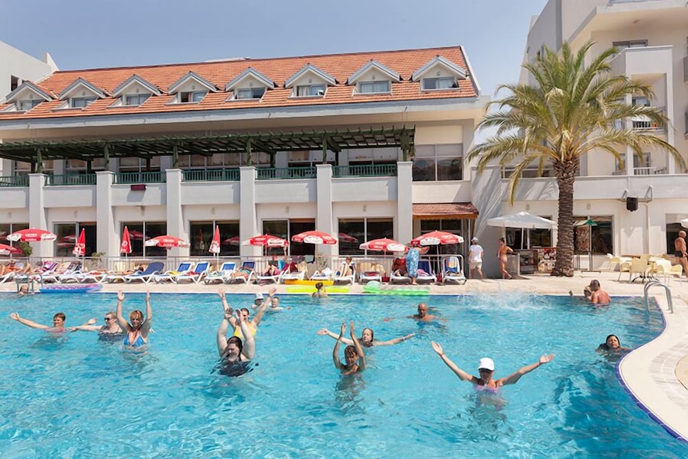 Side Story Resort & Spa 47/53