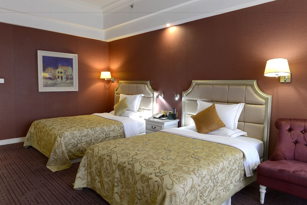 Country Garden Phoenix Hotel Changsha 8/25