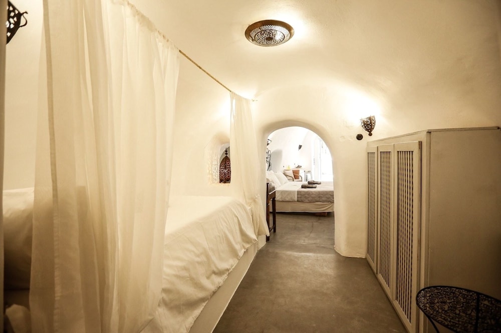 Dandy Cave Villa 17/36