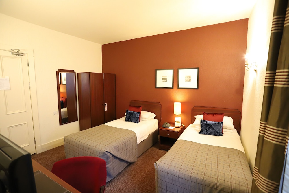 BEN WYVIS HOTEL 11/58